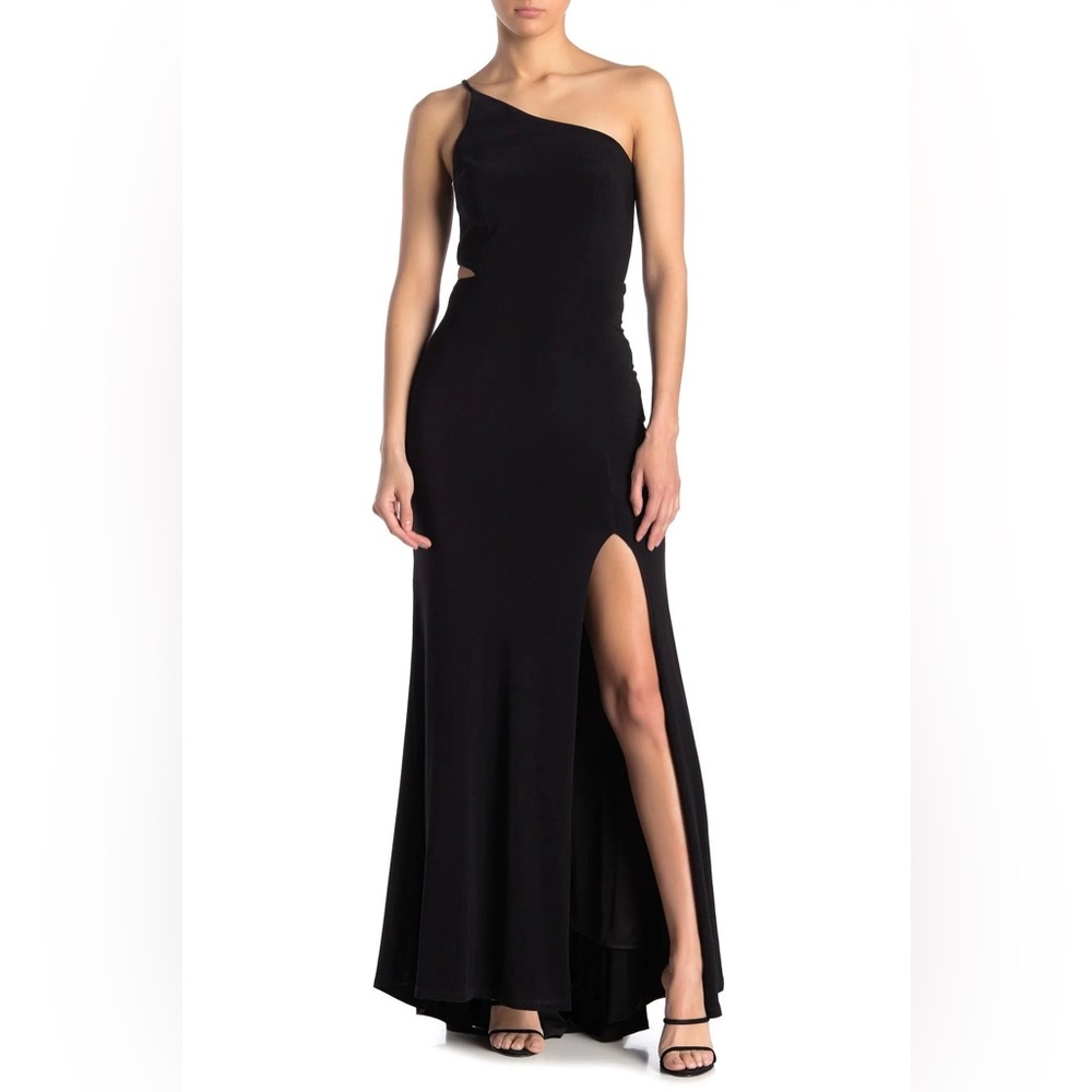 Jump One-Shoulder Black Dress